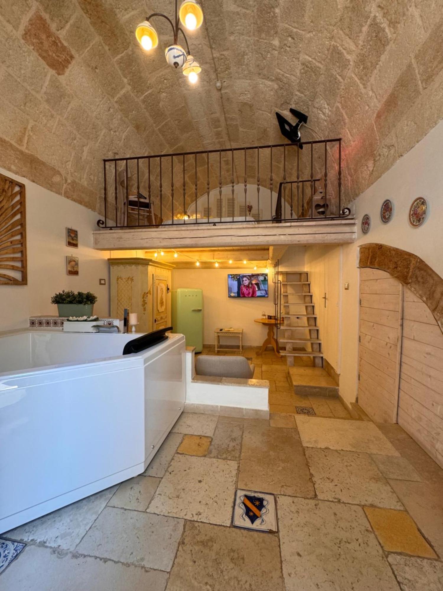 B&B Casa Fiore Полиняно а Маре Екстериор снимка